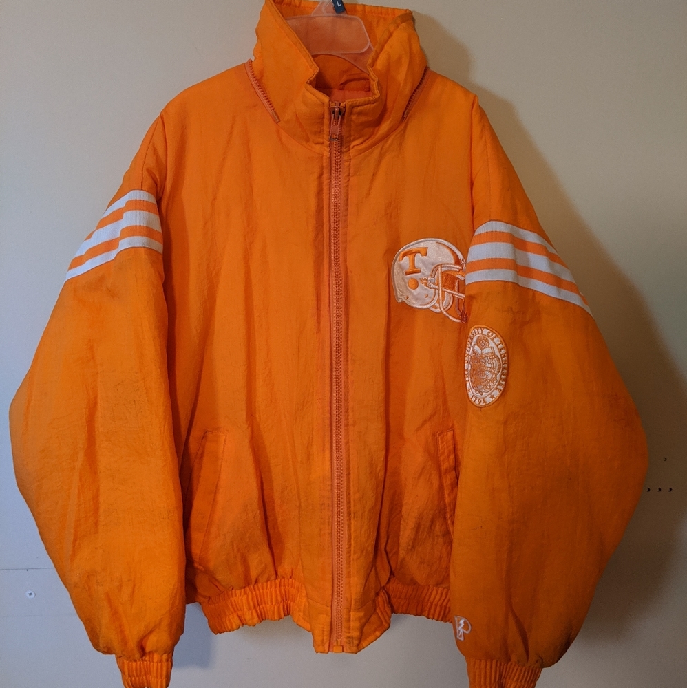 Vintage Pro Player Tennessee Puffer Jacket